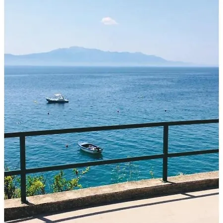 Apartamento Apartman Stana 3 Brist